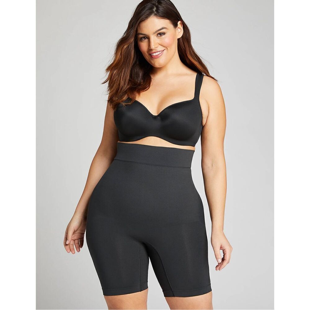 โจCacique Level 2 Shaping Ultra High-WaistโBlack Shortsโจ